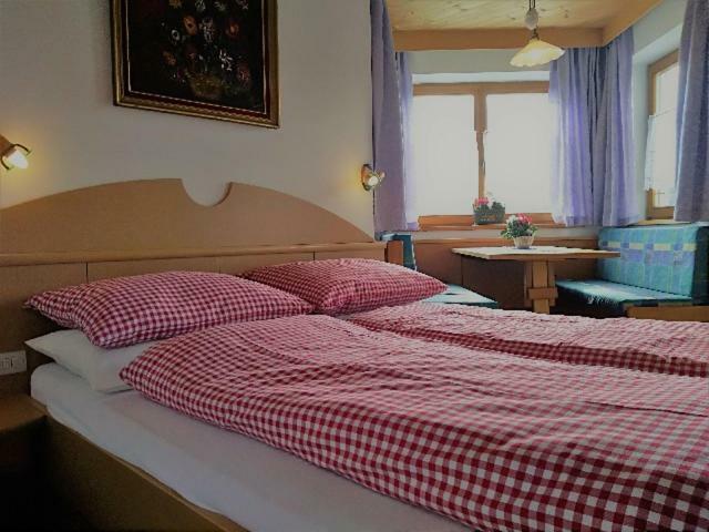 Zimmer - Hinterwalderhof Bed & Breakfast Rio di Pusteria Екстериор снимка